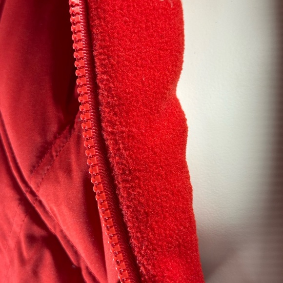 Gap Women’s down and feather quilted vest size extra large - Picture 5 of 12